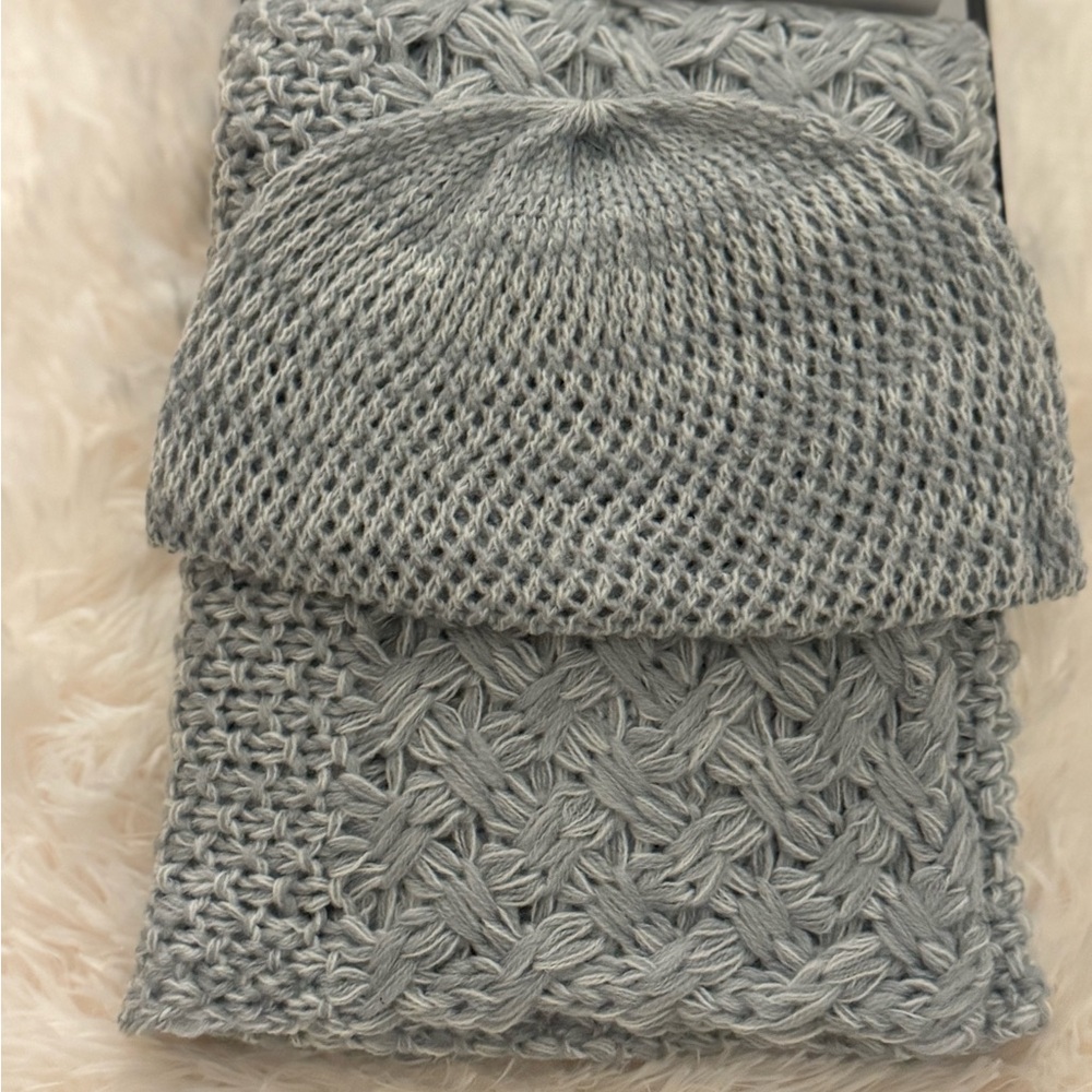Nautica Light Knitted Hat Accessories